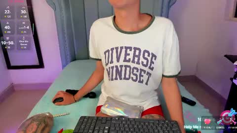          I work from home this is my room 3 online show from June 18, 7:08 am