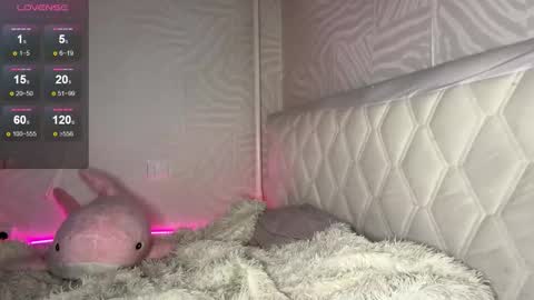 Snapshot of barbie_charm_ chatting on February 27, 10:21 pm Rina online show from February 27, 10:21 pm