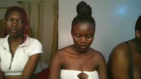 queen online show from September 19, 2:40 pm