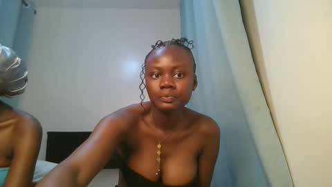 Snapshot of barbie_queen2 chatting on February 1, 8:29 pm queen online show from February 1, 8:29 pm