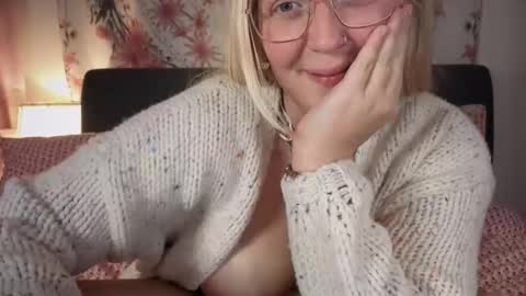 barbiegirl966 online show from September 11, 8:53 pm