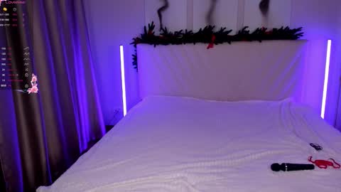  Emma online show from January 12, 8:47 pm