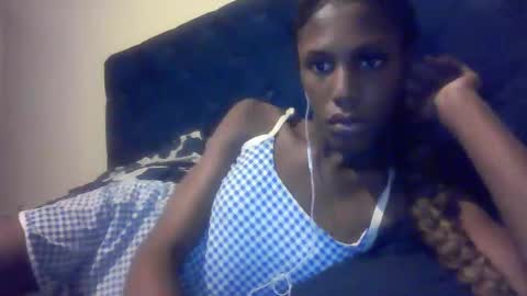 Snapshot of barbieruntz chatting on November 10, 12:09 am barbieruntz online show from November 10, 12:09 am