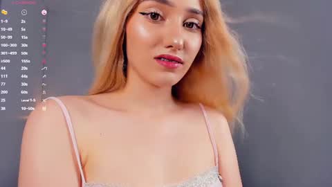 Snapshot of barbimia chatting on June 13, 2:04 pm Mia online show from June 13, 2:04 pm