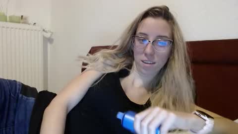 Lena online show from February 11, 5:29 pm