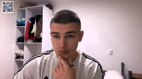 Eric online show from February 17, 8:59 pm