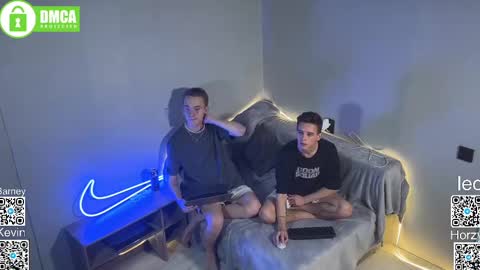 Snapshot of barney_kevin chatting on February 28, 7:46 pm Fansly Barney and Kevin T online show from February 28, 7:46 pm