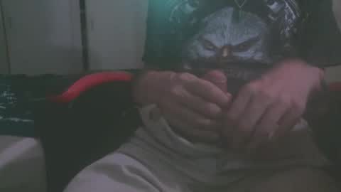 Snapshot of baronminuit69 chatting on November 20, 10:48 am baronminuit69 online show from November 20, 10:48 am