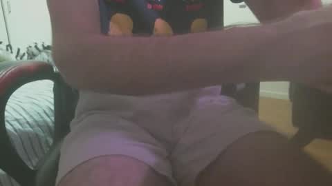 Snapshot of baronminuit69 chatting on March 2, 8:32 am baronminuit69 online show from March 2, 8:32 am