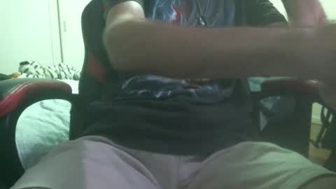 Snapshot of baronminuit69 chatting on April 23, 10:47 am baronminuit69 online show from April 23, 10:47 am
