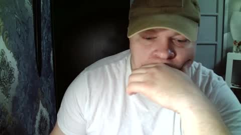 basi_look online show from February 14, 6:45 am