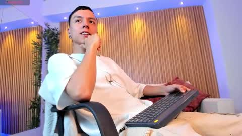 Basthiian online show from December 3, 8:29 pm