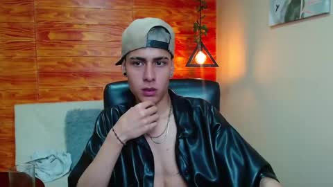 Bastian online show from December 25, 2:57 am