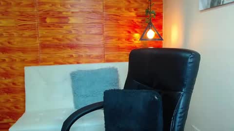 Bastian online show from January 5, 8:21 pm