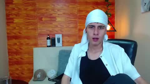 Bastian online show from January 15, 4:15 am