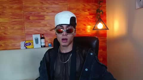 Bastian online show from February 14, 2:28 am