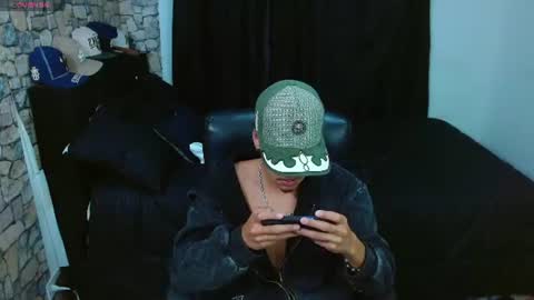 Snapshot of bastiaan_28 chatting on July 5, 4:19 am Bastian online show from July 5, 4:19 am