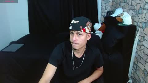 Snapshot of bastiaan_28 chatting on July 24, 10:41 pm Bastian online show from July 24, 10:41 pm