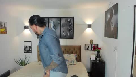 bastian_jones1 online show from November 11, 1:38 am