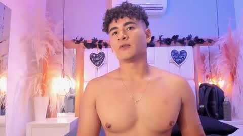 Snapshot of bastixvontade chatting on February 23, 11:57 pm Bastian online show from February 23, 11:57 pm