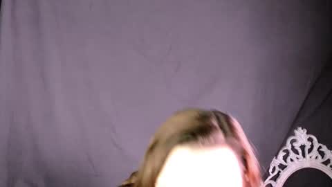 Snapshot of bat_laughing_bat chatting on January 10, 12:56 am Ask me online show from January 10, 12:56 am