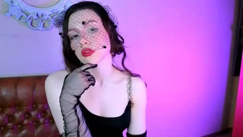 Ask me  online show from May 13, 10:49 pm