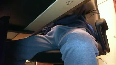 BateBro13 online show from February 18, 2:02 pm