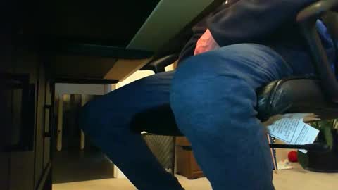 Snapshot of batebro13 chatting on March 17, 2:31 pm BateBro13 online show from March 17, 2:31 pm