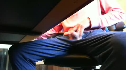 Snapshot of batebro13 chatting on April 18, 5:17 pm BateBro13 online show from April 18, 5:17 pm