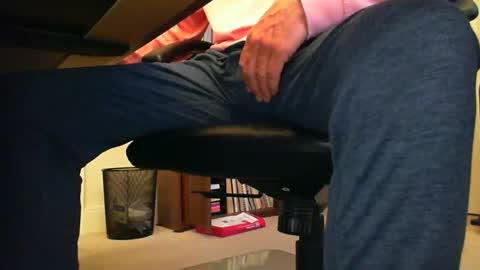 Snapshot of batebro13 chatting on May 19, 12:55 pm BateBro13 online show from May 19, 12:55 pm