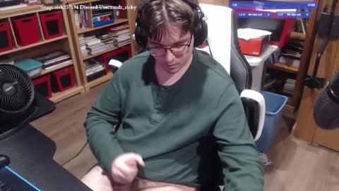 Ricky online show from December 16, 3:28 pm