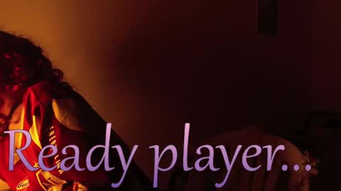 Snapshot of batmansfavoritewife chatting on April 5, 6:43 am Your always sexy Harley online show from April 5, 6:43 am
