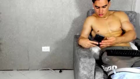 Snapshot of battista_turner chatting on October 20, 1:50 am battista online show from October 20, 1:50 am