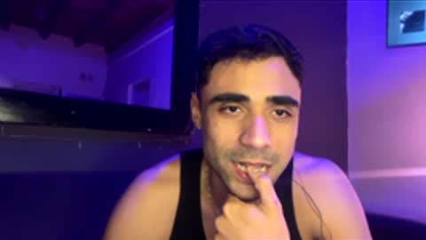 Snapshot of bauti220242 chatting on June 6, 2:38 am bauti220242 online show from June 6, 2:38 am