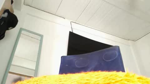  deivid  online show from December 15, 5:39 pm