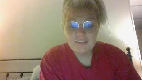 Baylee online show from September 23, 5:21 am