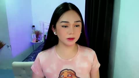 Snapshot of bb__angelxx chatting on April 24, 9:17 pm Angel online show from April 24, 9:17 pm