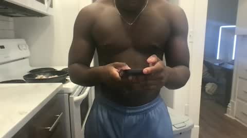 bballer_2002 online show from November 11, 4:07 pm