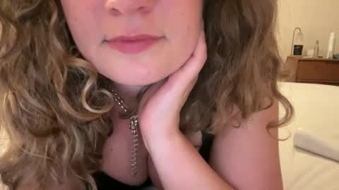 Snapshot of bbbecky33 chatting on September 13, 2:11 am bbbecky33 online show from September 13, 2:11 am