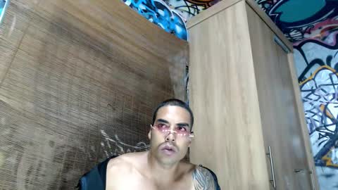 Justin online show from October 14, 12:00 am