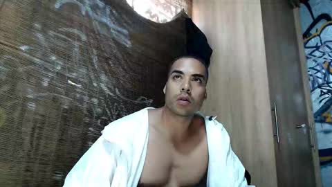 Justin online show from November 23, 7:13 pm