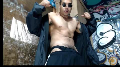 Justin online show from February 19, 8:05 pm