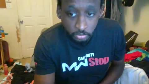 rocker n queen online show from December 13, 4:05 pm