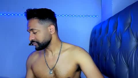 john online show from April 20, 3:53 am