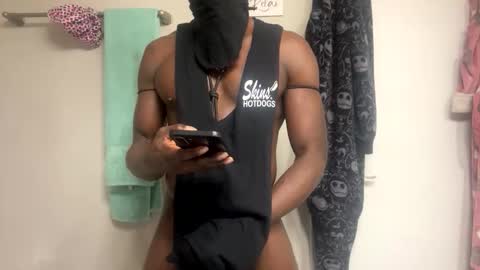 Snapshot of bbcdrillastrokez chatting on May 24, 8:36 pm bbcdrillastrokez online show from May 24, 8:36 pm