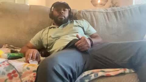 Snapshot of bbcfun44 chatting on February 3, 4:52 pm Zaddy online show from February 3, 4:52 pm