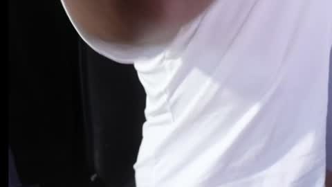 Snapshot of bbcthomas123112 chatting on February 6, 9:22 am bbcthomas123112 online show from February 6, 9:22 am