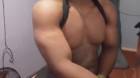 Snapshot of bbcthomas123112 chatting on September 27, 12:10 pm bbcthomas123112 online show from September 27, 12:10 pm