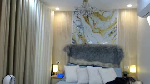 sweetsy online show from February 9, 7:45 am