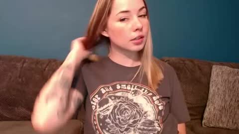 Snapshot of bbgirlnextdoor chatting on October 11, 6:50 pm bbgirlnextdoor online show from October 11, 6:50 pm